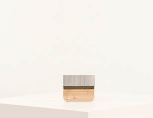 JEANS COMB HANDLE SMALL