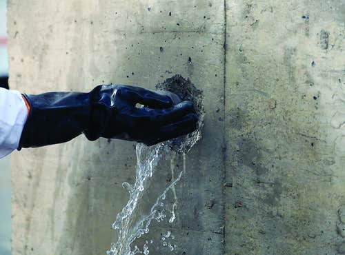 WATER PLUG